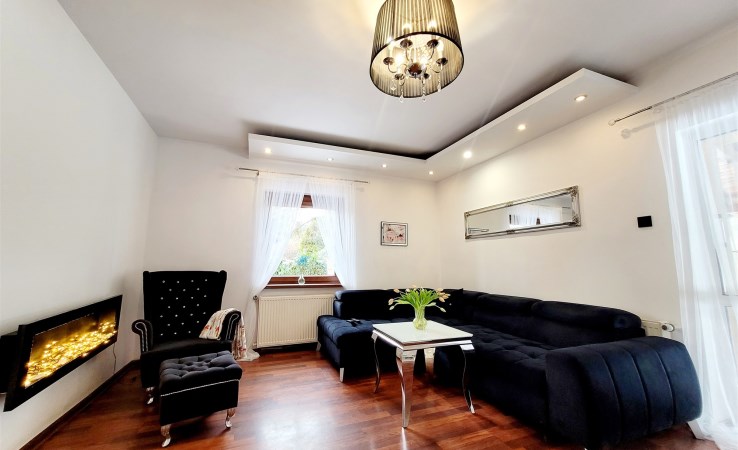 dom na sprzedaż - Bełchatów